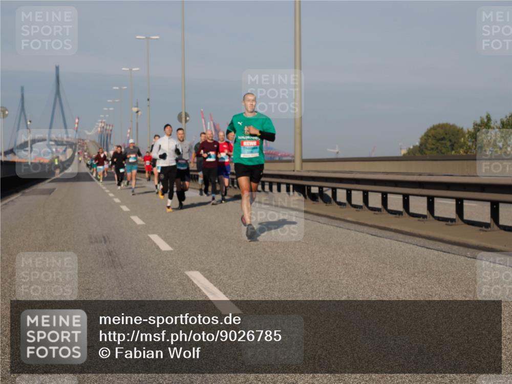 03.10.2025 - Köhlbrandbrückenlauf Fabian Wolf http://msf.ph/oto/9026785 03.10.2025 09:42:49 Position 3  meine-sportfotos.de
