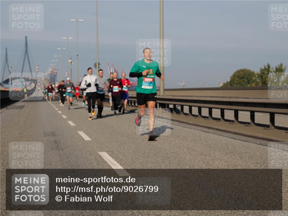 03.10.2025 - Köhlbrandbrückenlauf Fabian Wolf http://msf.ph/oto/9026799 03.10.2025 09:42:49 Position 3  meine-sportfotos.de