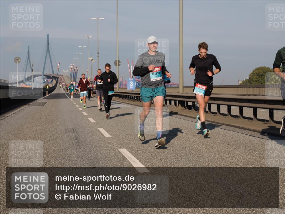 03.10.2025 - Köhlbrandbrückenlauf Fabian Wolf http://msf.ph/oto/9026982 03.10.2025 09:42:56 Position 3 1490, 3531 meine-sportfotos.de