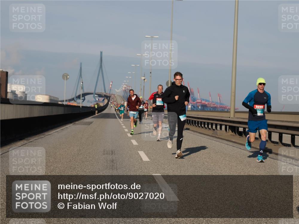 03.10.2025 - Köhlbrandbrückenlauf Fabian Wolf http://msf.ph/oto/9027020 03.10.2025 09:42:58 Position 3  meine-sportfotos.de