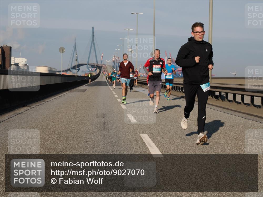 03.10.2025 - Köhlbrandbrückenlauf Fabian Wolf http://msf.ph/oto/9027070 03.10.2025 09:42:59 Position 3 3402, 10 meine-sportfotos.de