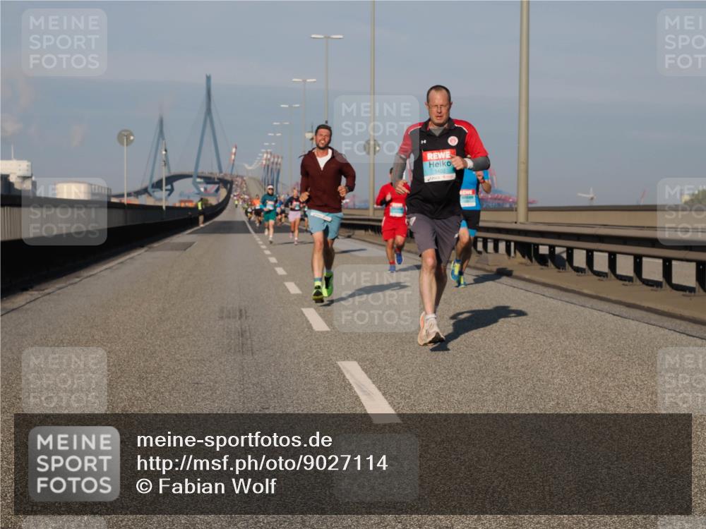 03.10.2025 - Köhlbrandbrückenlauf Fabian Wolf http://msf.ph/oto/9027114 03.10.2025 09:43:01 Position 3 3402 meine-sportfotos.de