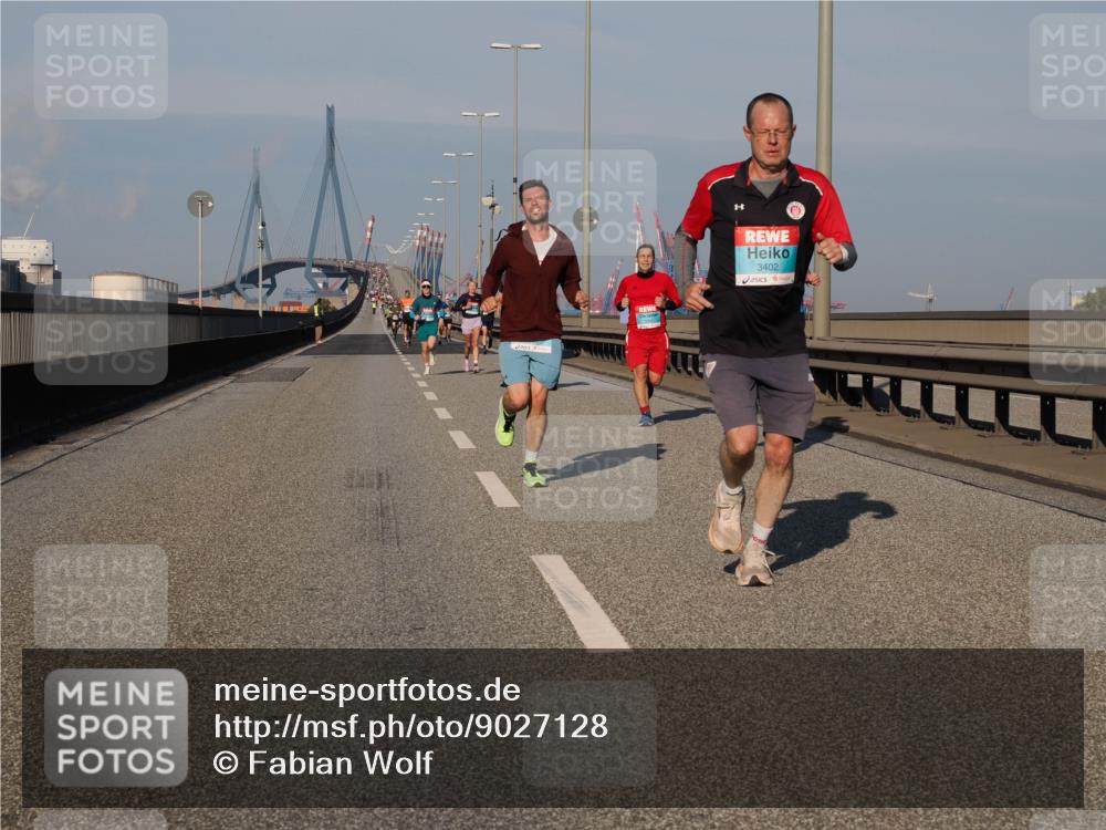 03.10.2025 - Köhlbrandbrückenlauf Fabian Wolf http://msf.ph/oto/9027128 03.10.2025 09:43:01 Position 3 3402 meine-sportfotos.de
