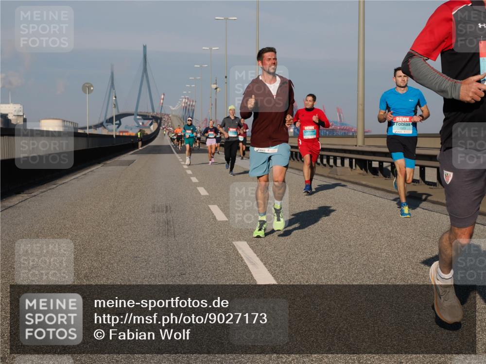03.10.2025 - Köhlbrandbrückenlauf Fabian Wolf http://msf.ph/oto/9027173 03.10.2025 09:43:02 Position 3 1023 meine-sportfotos.de