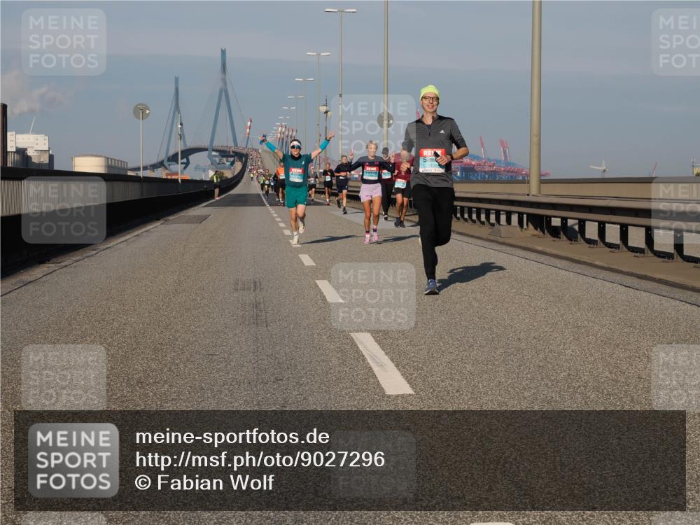 03.10.2025 - Köhlbrandbrückenlauf Fabian Wolf http://msf.ph/oto/9027296 03.10.2025 09:43:06 Position 3 1103 meine-sportfotos.de