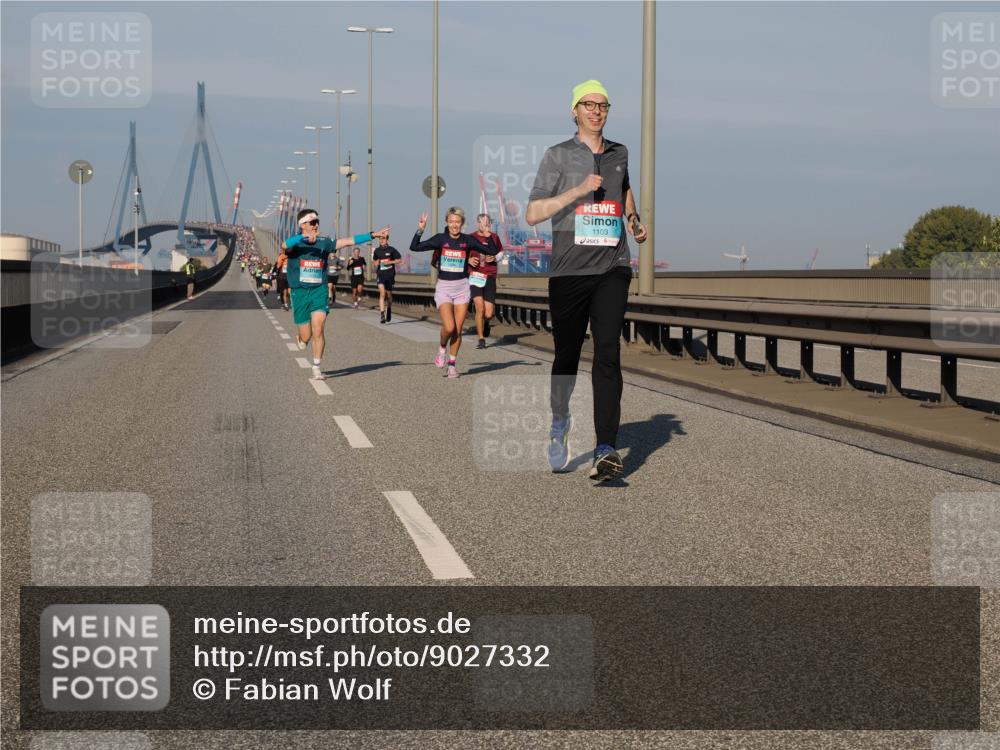 03.10.2025 - Köhlbrandbrückenlauf Fabian Wolf http://msf.ph/oto/9027332 03.10.2025 09:43:07 Position 3 1103 meine-sportfotos.de