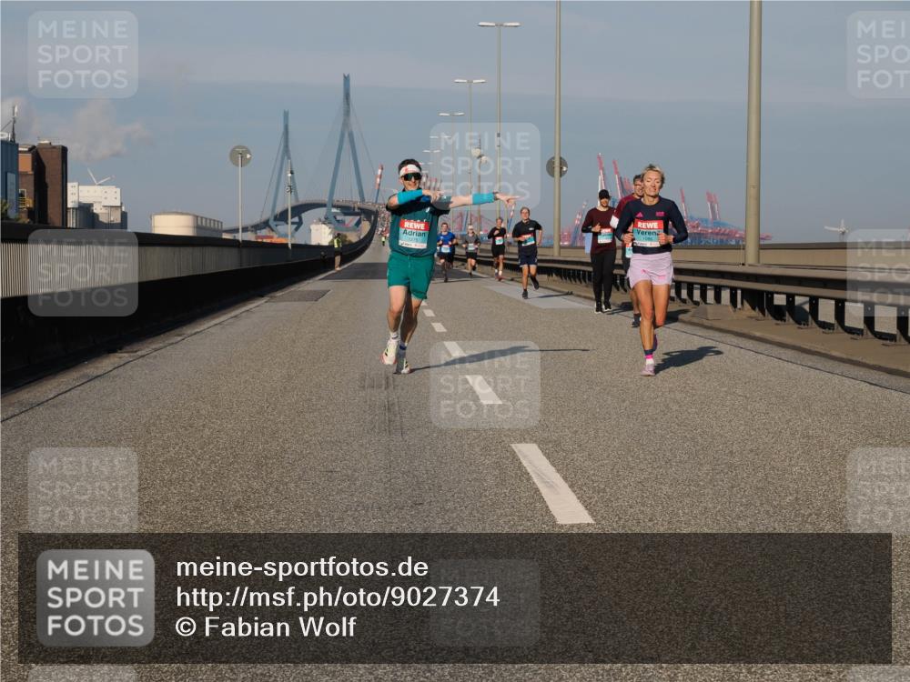 03.10.2025 - Köhlbrandbrückenlauf Fabian Wolf http://msf.ph/oto/9027374 03.10.2025 09:43:09 Position 3  meine-sportfotos.de