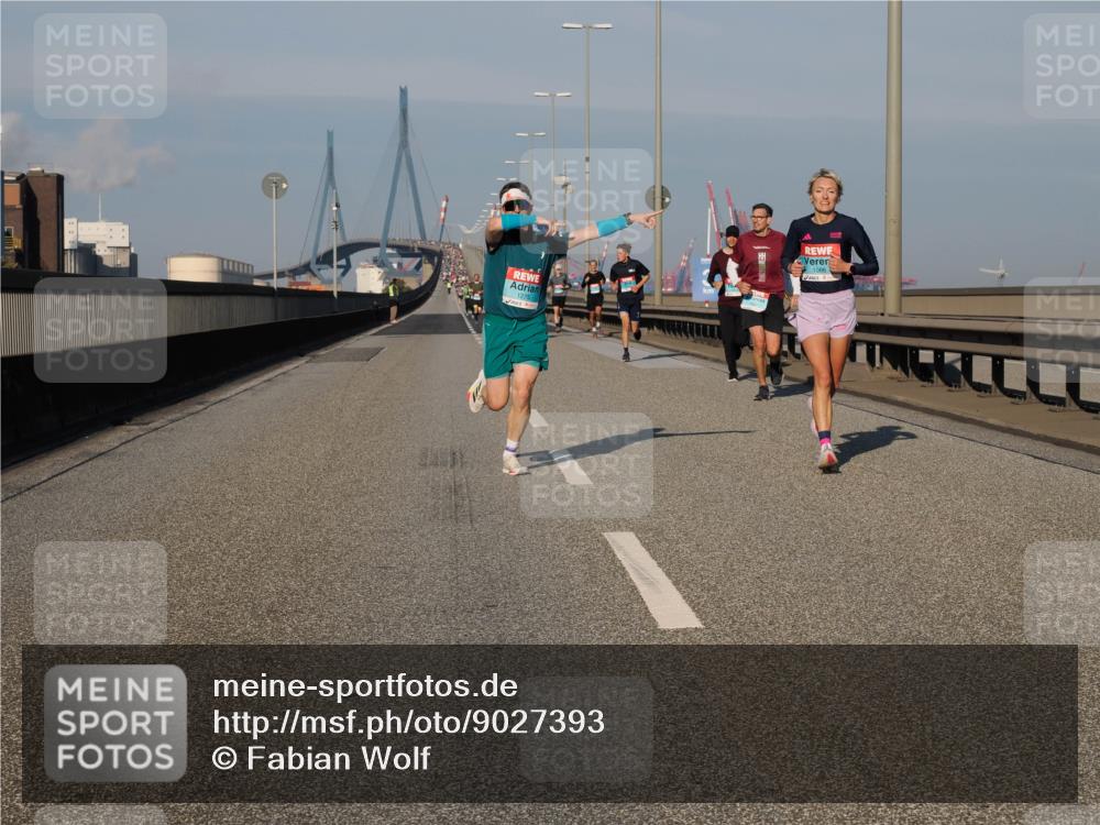 03.10.2025 - Köhlbrandbrückenlauf Fabian Wolf http://msf.ph/oto/9027393 03.10.2025 09:43:10 Position 3 1275 meine-sportfotos.de