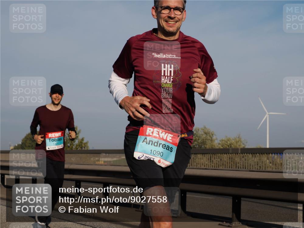 03.10.2025 - Köhlbrandbrückenlauf Fabian Wolf http://msf.ph/oto/9027558 03.10.2025 09:43:15 Position 3 1421, 1090 meine-sportfotos.de