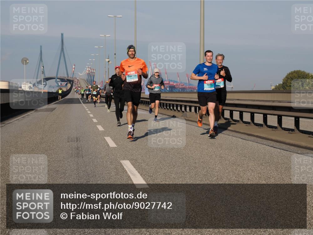 03.10.2025 - Köhlbrandbrückenlauf Fabian Wolf http://msf.ph/oto/9027742 03.10.2025 09:43:22 Position 3 1101 meine-sportfotos.de
