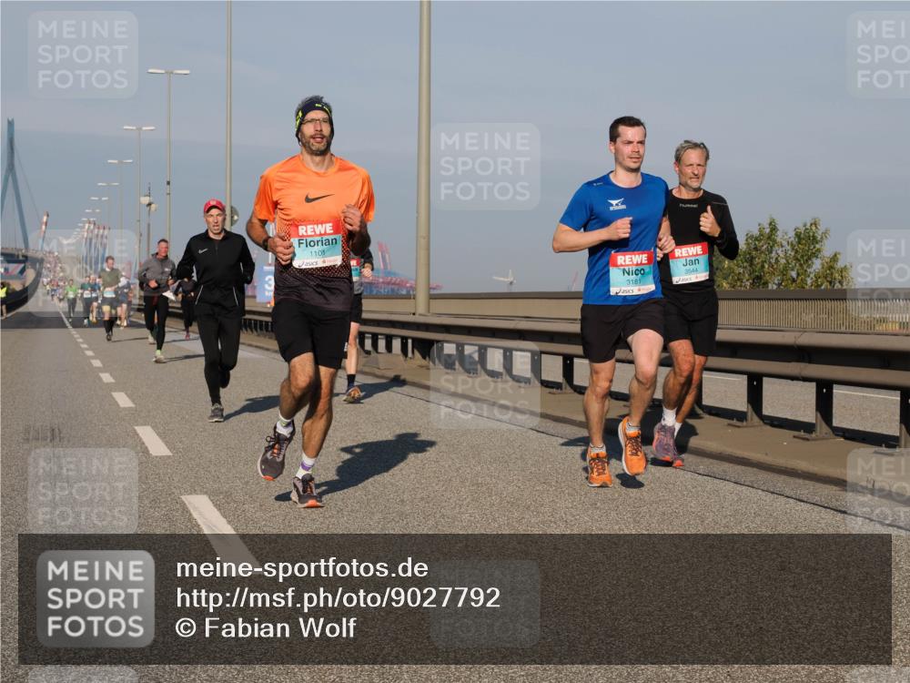 03.10.2025 - Köhlbrandbrückenlauf Fabian Wolf http://msf.ph/oto/9027792 03.10.2025 09:43:23 Position 3 1101, 3544, 3181 meine-sportfotos.de