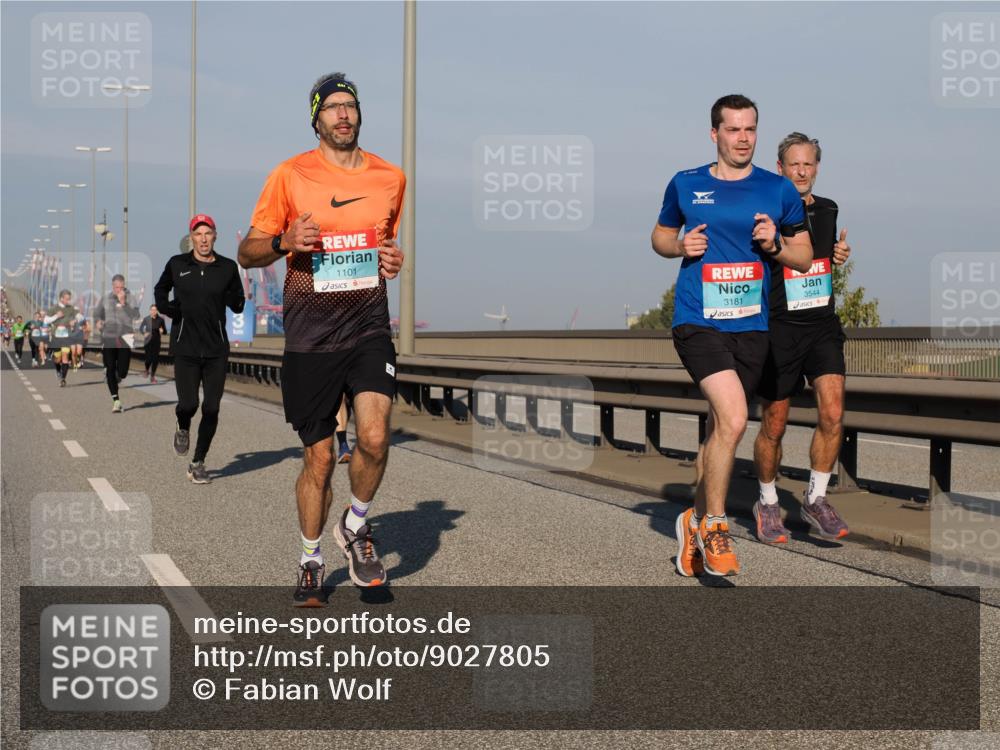 03.10.2025 - Köhlbrandbrückenlauf Fabian Wolf http://msf.ph/oto/9027805 03.10.2025 09:43:23 Position 3 1101, 3181, 3544 meine-sportfotos.de