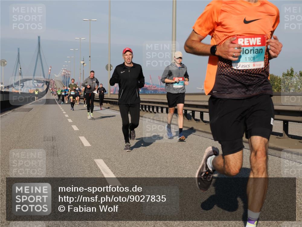 03.10.2025 - Köhlbrandbrückenlauf Fabian Wolf http://msf.ph/oto/9027835 03.10.2025 09:43:24 Position 3 1101 meine-sportfotos.de