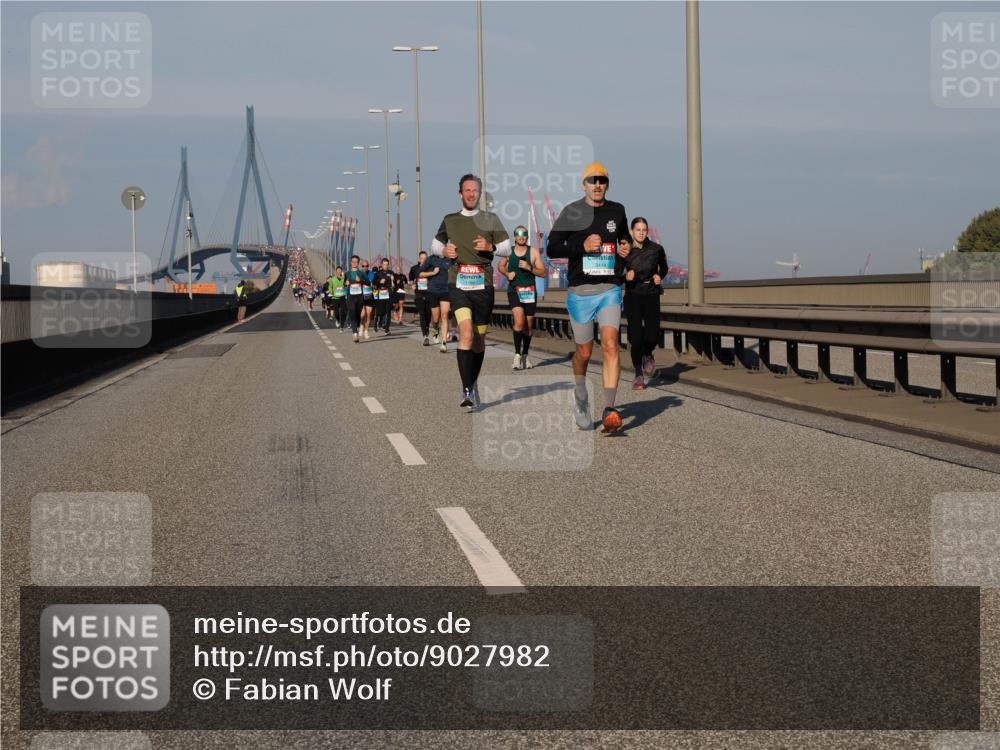 03.10.2025 - Köhlbrandbrückenlauf Fabian Wolf http://msf.ph/oto/9027982 03.10.2025 09:43:31 Position 3 3414 meine-sportfotos.de