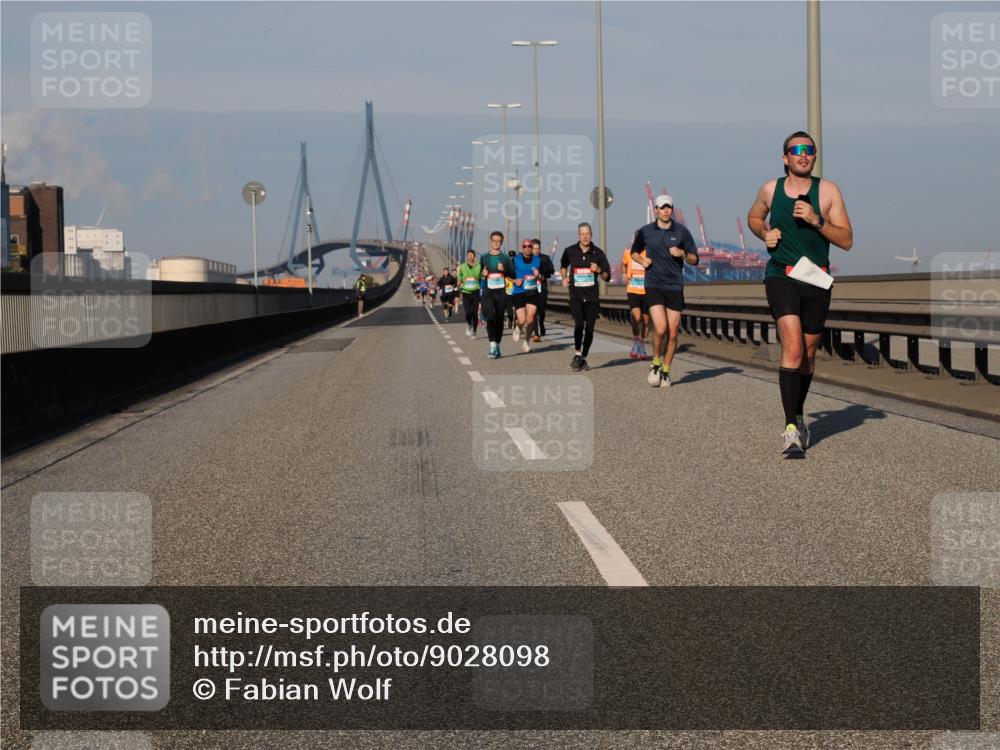 03.10.2025 - Köhlbrandbrückenlauf Fabian Wolf http://msf.ph/oto/9028098 03.10.2025 09:43:35 Position 3  meine-sportfotos.de