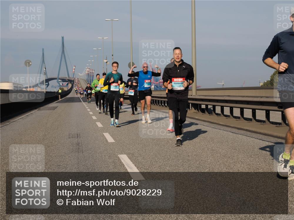 03.10.2025 - Köhlbrandbrückenlauf Fabian Wolf http://msf.ph/oto/9028229 03.10.2025 09:43:39 Position 3 1261 meine-sportfotos.de