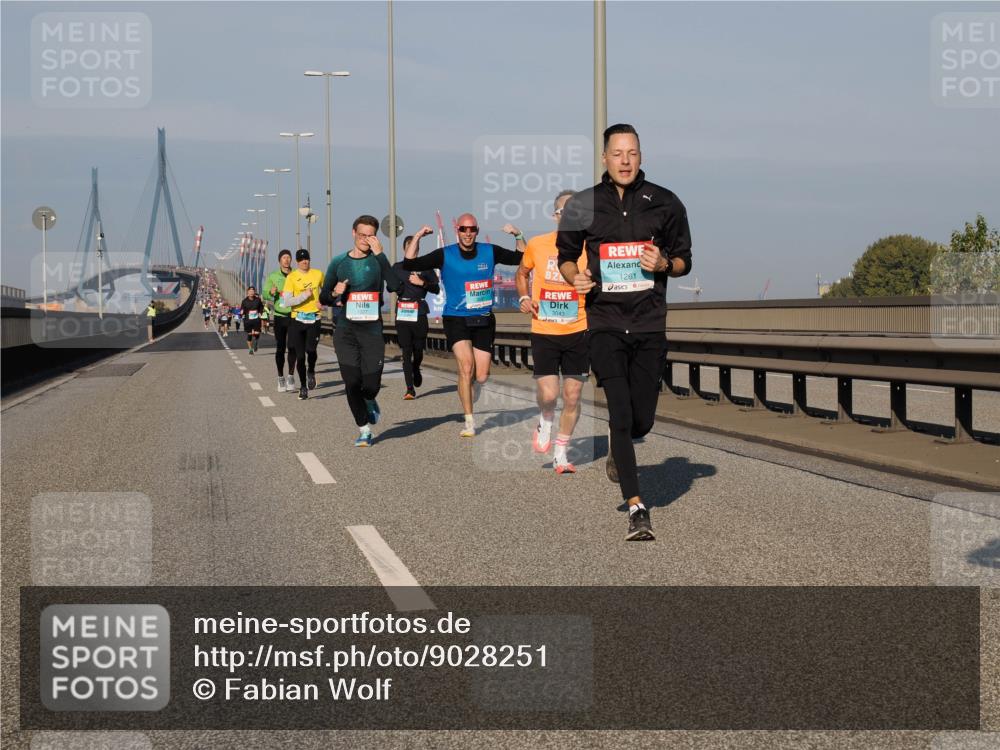 03.10.2025 - Köhlbrandbrückenlauf Fabian Wolf http://msf.ph/oto/9028251 03.10.2025 09:43:40 Position 3 3043, 1261 meine-sportfotos.de