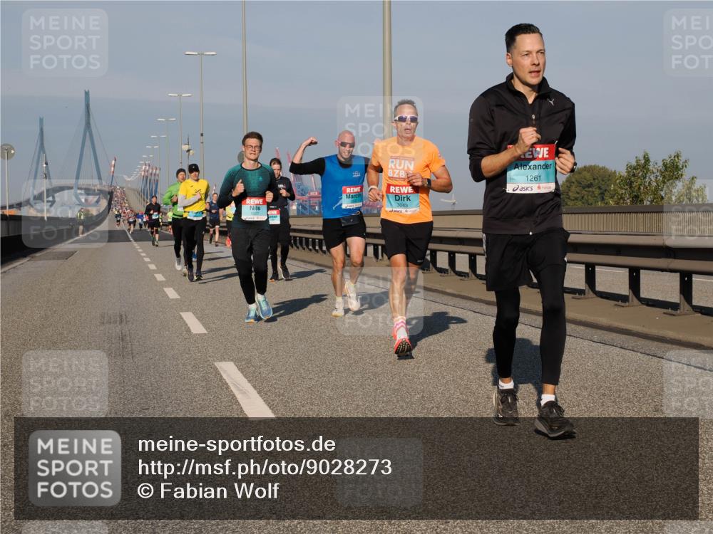 03.10.2025 - Köhlbrandbrückenlauf Fabian Wolf http://msf.ph/oto/9028273 03.10.2025 09:43:41 Position 3 1261, 3043, 1027 meine-sportfotos.de