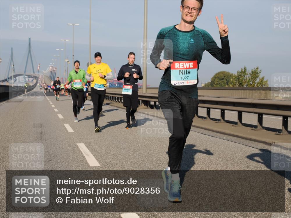 03.10.2025 - Köhlbrandbrückenlauf Fabian Wolf http://msf.ph/oto/9028356 03.10.2025 09:43:43 Position 3 1027 meine-sportfotos.de
