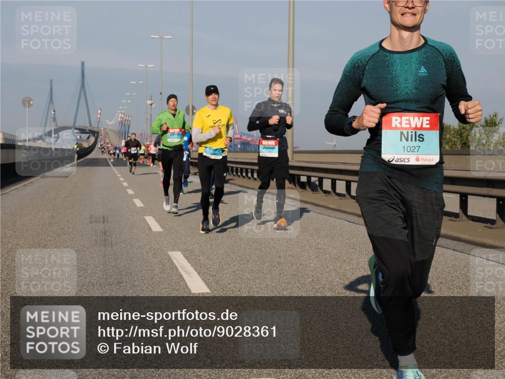 03.10.2025 - Köhlbrandbrückenlauf Fabian Wolf http://msf.ph/oto/9028361 03.10.2025 09:43:44 Position 3 1027 meine-sportfotos.de