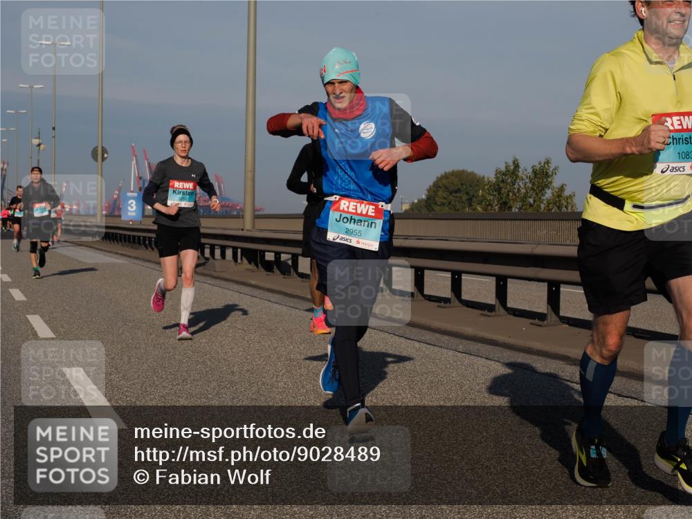 03.10.2025 - Köhlbrandbrückenlauf Fabian Wolf http://msf.ph/oto/9028489 03.10.2025 09:43:48 Position 3 3, 1258, 2955, 1083 meine-sportfotos.de