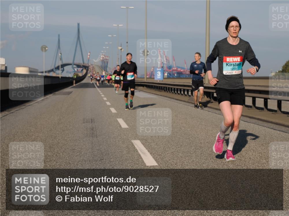 03.10.2025 - Köhlbrandbrückenlauf Fabian Wolf http://msf.ph/oto/9028527 03.10.2025 09:43:50 Position 3 3, 1258 meine-sportfotos.de