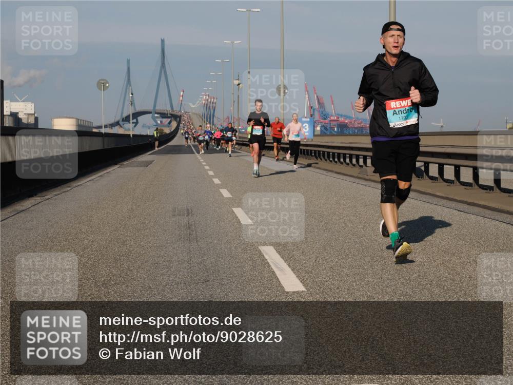 03.10.2025 - Köhlbrandbrückenlauf Fabian Wolf http://msf.ph/oto/9028625 03.10.2025 09:43:53 Position 3 1703 meine-sportfotos.de