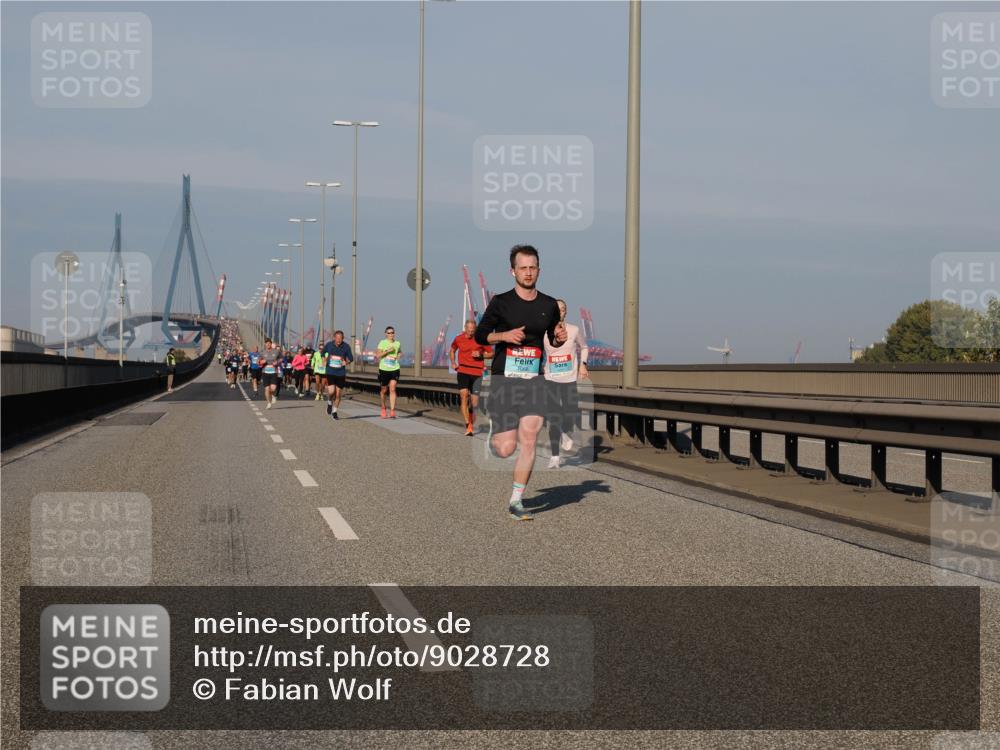 03.10.2025 - Köhlbrandbrückenlauf Fabian Wolf http://msf.ph/oto/9028728 03.10.2025 09:43:56 Position 3 1068 meine-sportfotos.de