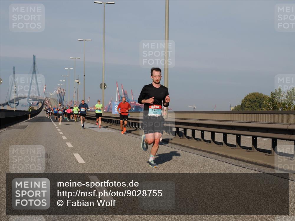 03.10.2025 - Köhlbrandbrückenlauf Fabian Wolf http://msf.ph/oto/9028755 03.10.2025 09:43:57 Position 3 1068 meine-sportfotos.de
