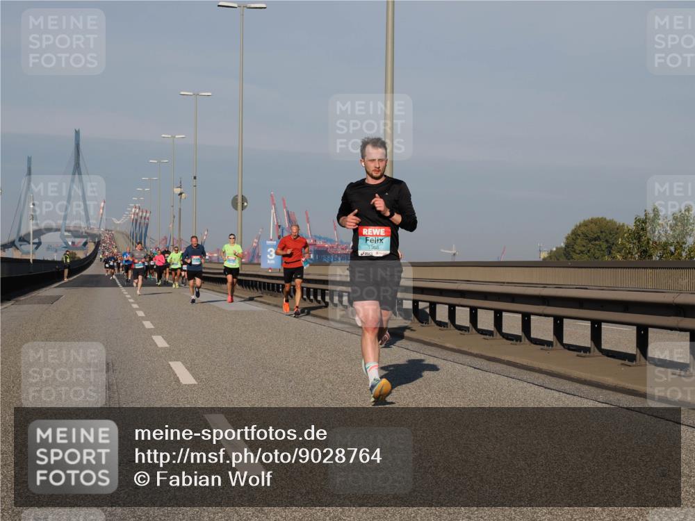 03.10.2025 - Köhlbrandbrückenlauf Fabian Wolf http://msf.ph/oto/9028764 03.10.2025 09:43:57 Position 3 1068 meine-sportfotos.de
