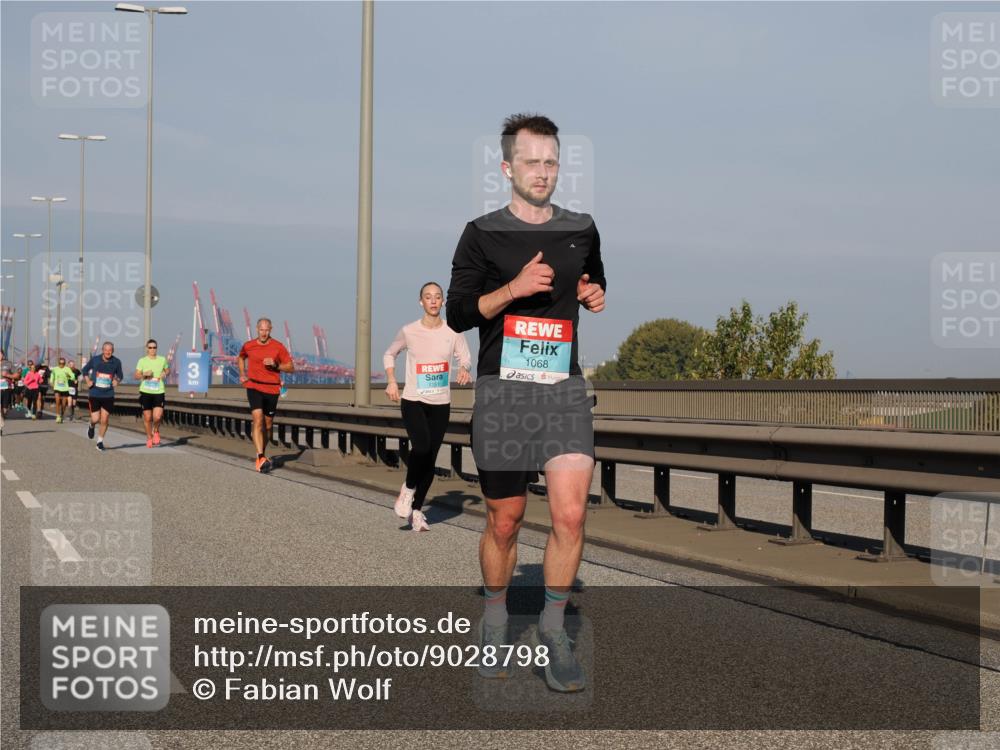 03.10.2025 - Köhlbrandbrückenlauf Fabian Wolf http://msf.ph/oto/9028798 03.10.2025 09:43:58 Position 3 3, 1068 meine-sportfotos.de
