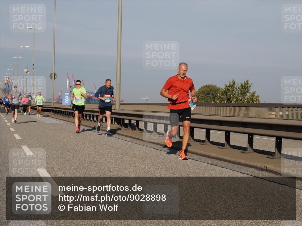 03.10.2025 - Köhlbrandbrückenlauf Fabian Wolf http://msf.ph/oto/9028898 03.10.2025 09:44:02 Position 3 3 meine-sportfotos.de