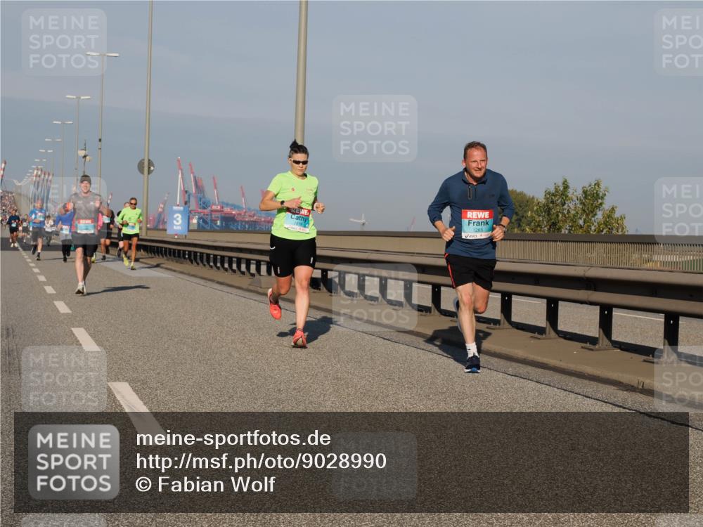 03.10.2025 - Köhlbrandbrückenlauf Fabian Wolf http://msf.ph/oto/9028990 03.10.2025 09:44:05 Position 3 3, 1265 meine-sportfotos.de