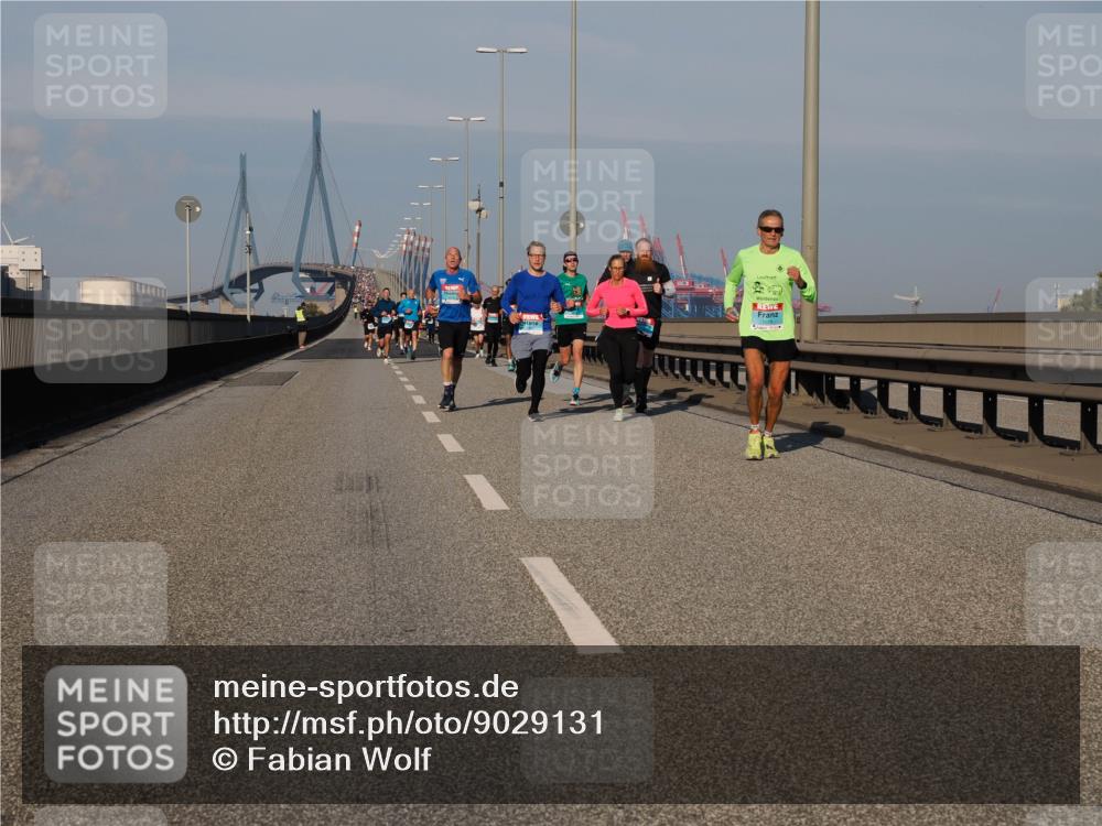 03.10.2025 - Köhlbrandbrückenlauf Fabian Wolf http://msf.ph/oto/9029131 03.10.2025 09:44:11 Position 3  meine-sportfotos.de