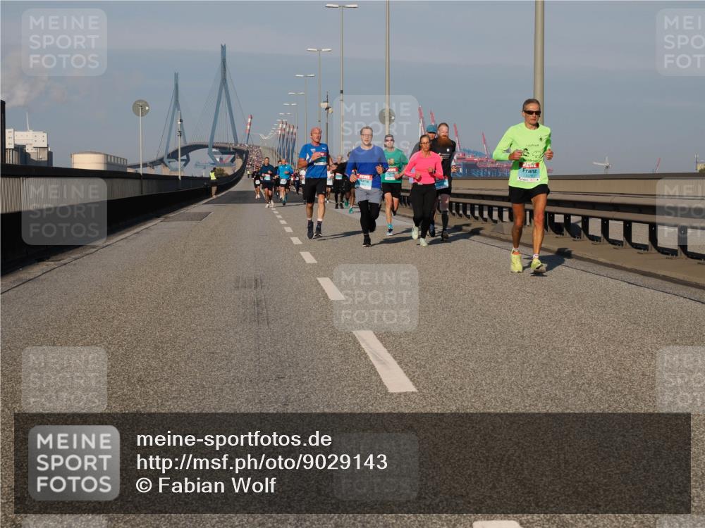 03.10.2025 - Köhlbrandbrückenlauf Fabian Wolf http://msf.ph/oto/9029143 03.10.2025 09:44:11 Position 3  meine-sportfotos.de