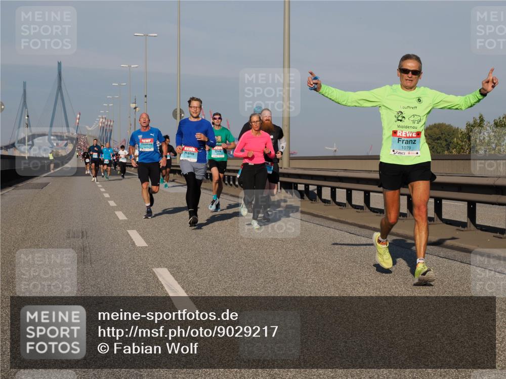 03.10.2025 - Köhlbrandbrückenlauf Fabian Wolf http://msf.ph/oto/9029217 03.10.2025 09:44:13 Position 3 1079 meine-sportfotos.de