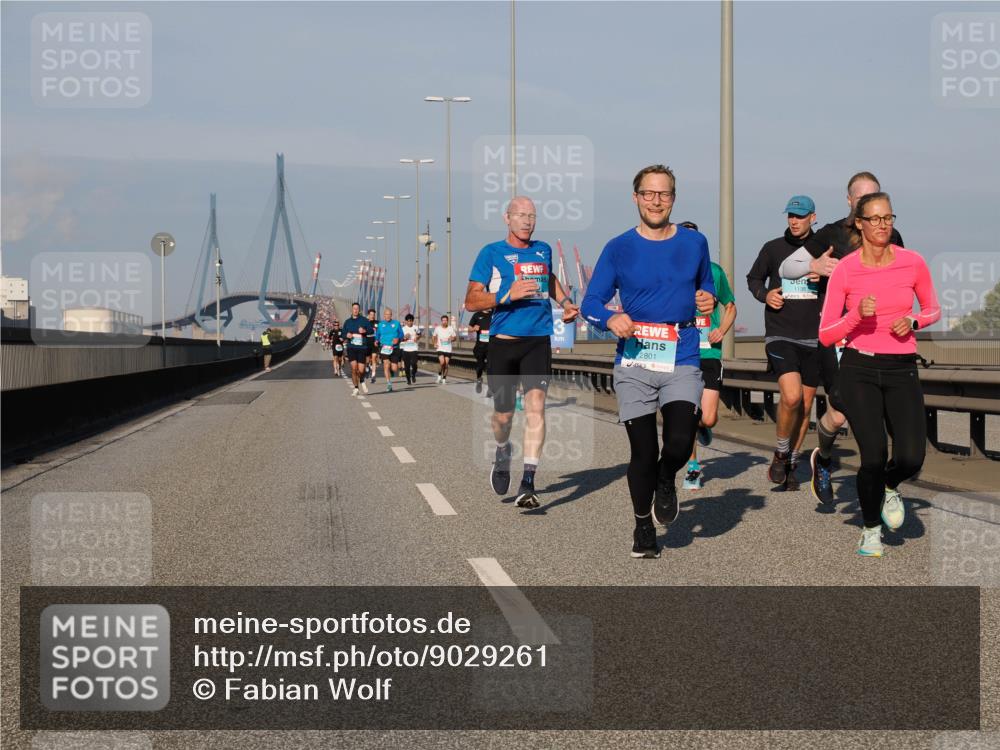 03.10.2025 - Köhlbrandbrückenlauf Fabian Wolf http://msf.ph/oto/9029261 03.10.2025 09:44:15 Position 3 2801 meine-sportfotos.de
