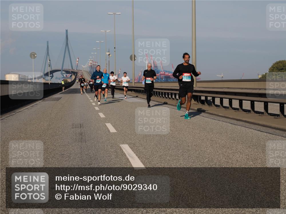 03.10.2025 - Köhlbrandbrückenlauf Fabian Wolf http://msf.ph/oto/9029340 03.10.2025 09:44:19 Position 3  meine-sportfotos.de