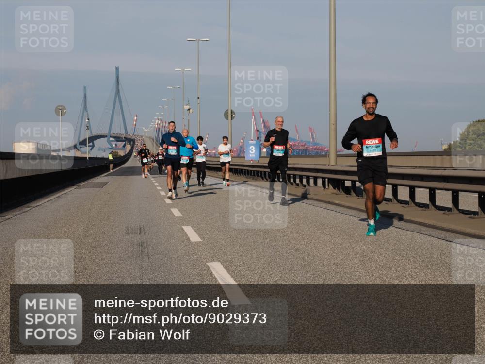 03.10.2025 - Köhlbrandbrückenlauf Fabian Wolf http://msf.ph/oto/9029373 03.10.2025 09:44:20 Position 3 1550 meine-sportfotos.de