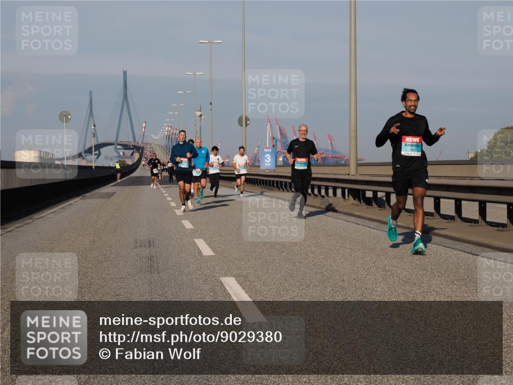 03.10.2025 - Köhlbrandbrückenlauf Fabian Wolf http://msf.ph/oto/9029380 03.10.2025 09:44:20 Position 3 1550 meine-sportfotos.de