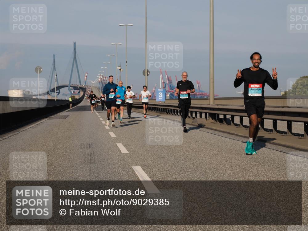 03.10.2025 - Köhlbrandbrückenlauf Fabian Wolf http://msf.ph/oto/9029385 03.10.2025 09:44:20 Position 3 1550 meine-sportfotos.de