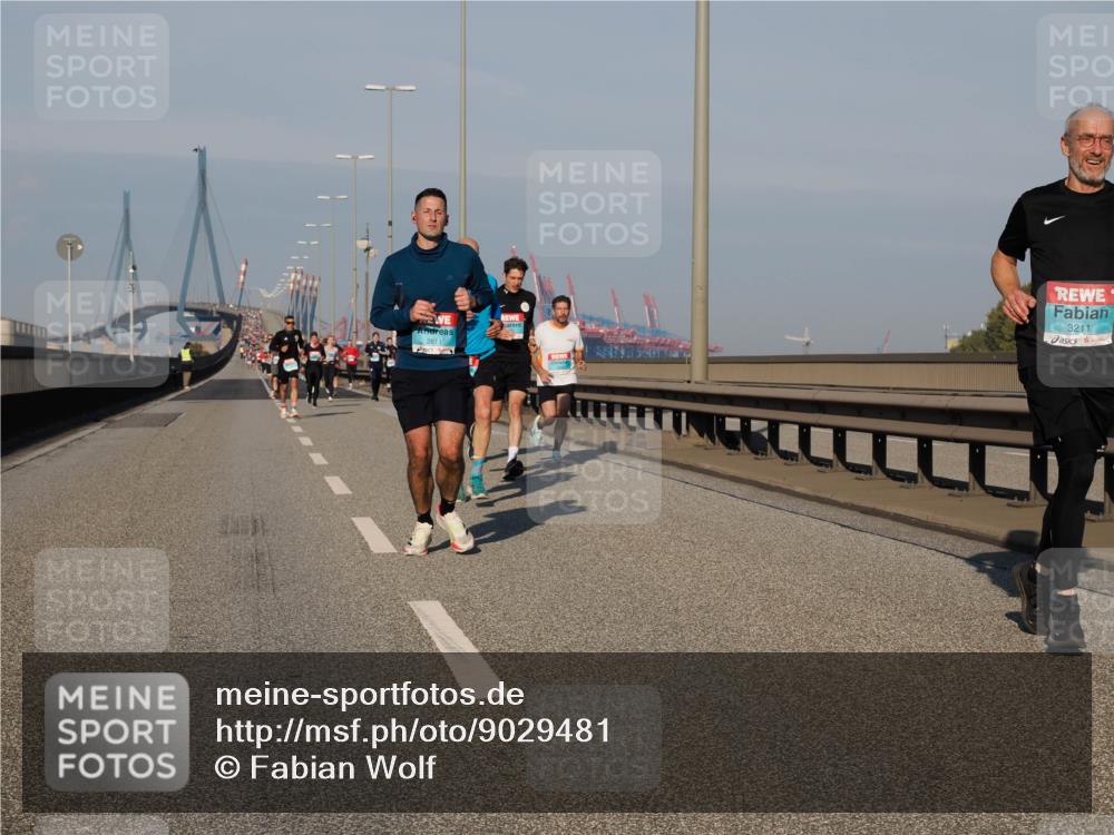 03.10.2025 - Köhlbrandbrückenlauf Fabian Wolf http://msf.ph/oto/9029481 03.10.2025 09:44:24 Position 3 281, 3211 meine-sportfotos.de