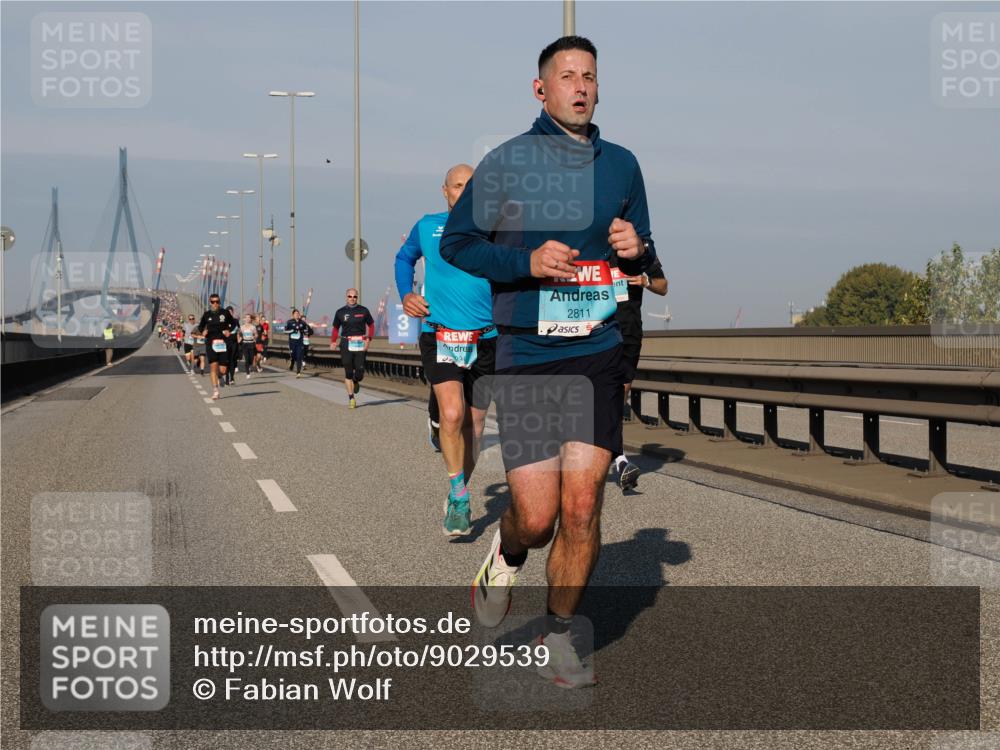 03.10.2025 - Köhlbrandbrückenlauf Fabian Wolf http://msf.ph/oto/9029539 03.10.2025 09:44:26 Position 3 2811 meine-sportfotos.de