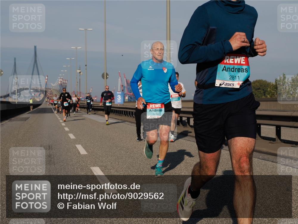 03.10.2025 - Köhlbrandbrückenlauf Fabian Wolf http://msf.ph/oto/9029562 03.10.2025 09:44:26 Position 3 3, 1094, 2811 meine-sportfotos.de