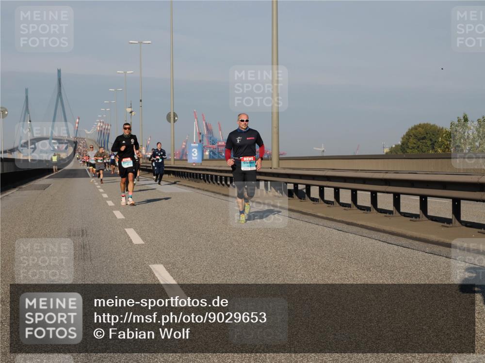 03.10.2025 - Köhlbrandbrückenlauf Fabian Wolf http://msf.ph/oto/9029653 03.10.2025 09:44:30 Position 3  meine-sportfotos.de