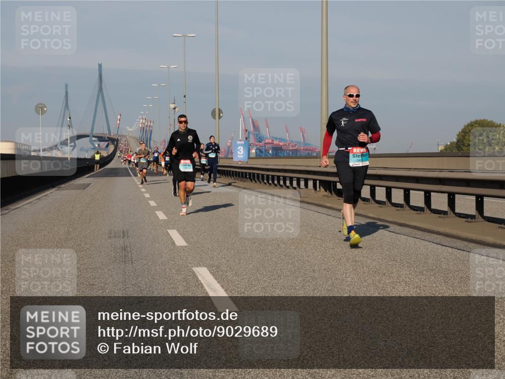 03.10.2025 - Köhlbrandbrückenlauf Fabian Wolf http://msf.ph/oto/9029689 03.10.2025 09:44:31 Position 3 3 meine-sportfotos.de