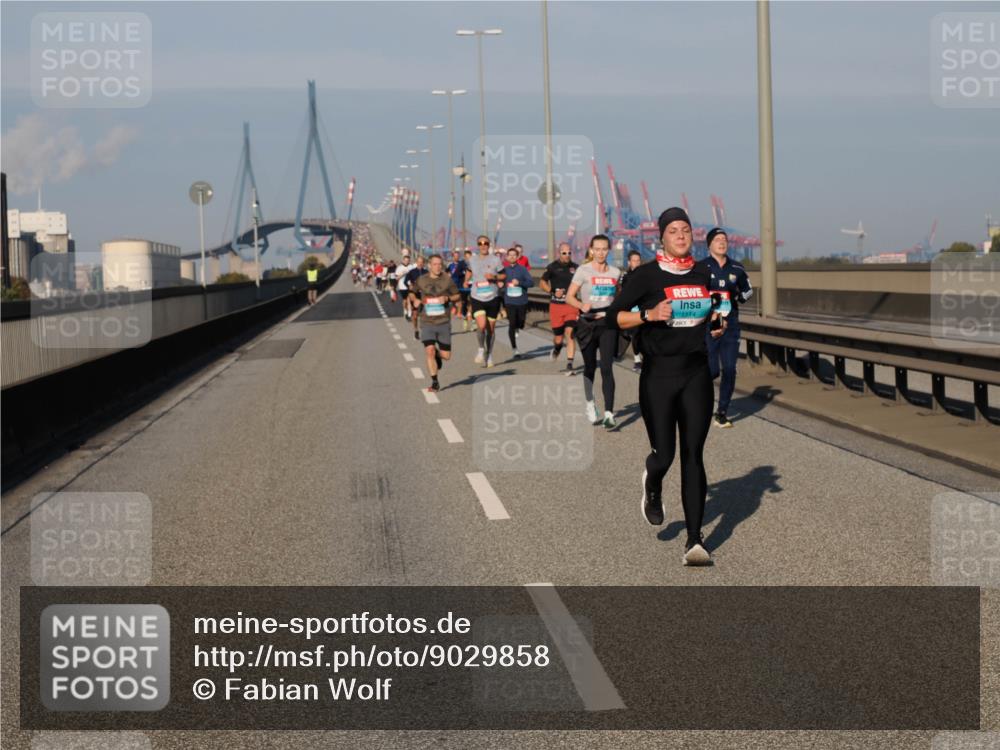 03.10.2025 - Köhlbrandbrückenlauf Fabian Wolf http://msf.ph/oto/9029858 03.10.2025 09:44:36 Position 3 1114 meine-sportfotos.de