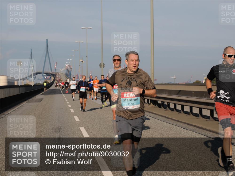 03.10.2025 - Köhlbrandbrückenlauf Fabian Wolf http://msf.ph/oto/9030032 03.10.2025 09:44:42 Position 3 1142 meine-sportfotos.de