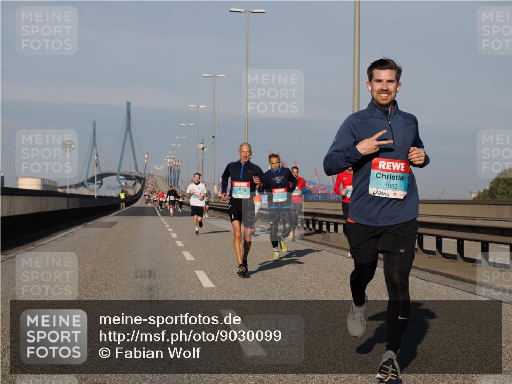 03.10.2025 - Köhlbrandbrückenlauf Fabian Wolf http://msf.ph/oto/9030099 03.10.2025 09:44:45 Position 3 1052 meine-sportfotos.de