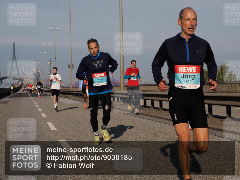 03.10.2025 - Köhlbrandbrückenlauf Fabian Wolf http://msf.ph/oto/9030185 03.10.2025 09:44:48 Position 3 50, 3836, 1102 meine-sportfotos.de